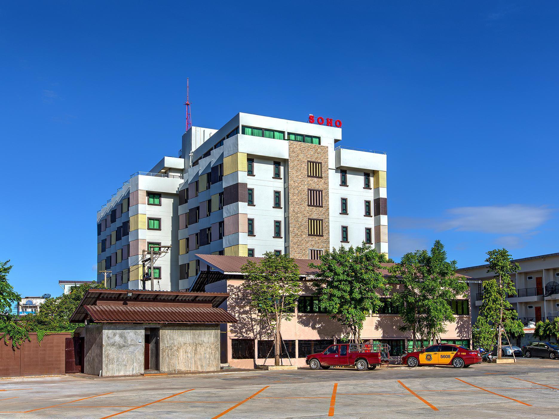 Soho Boutique Hotel Tak Exterior foto